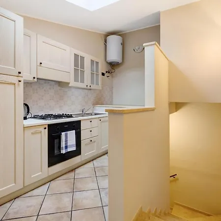 Ultimo Tiro-appartamento Terzo Tiro Alojamento de Turismo Rural Cisano sul Neva