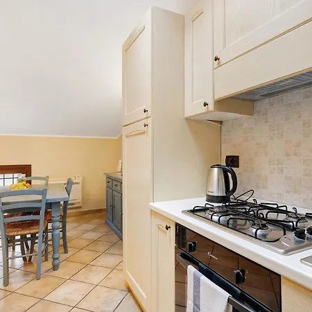 Ultimo Tiro-appartamento Terzo Tiro Séjour à la ferme Cisano sul Neva